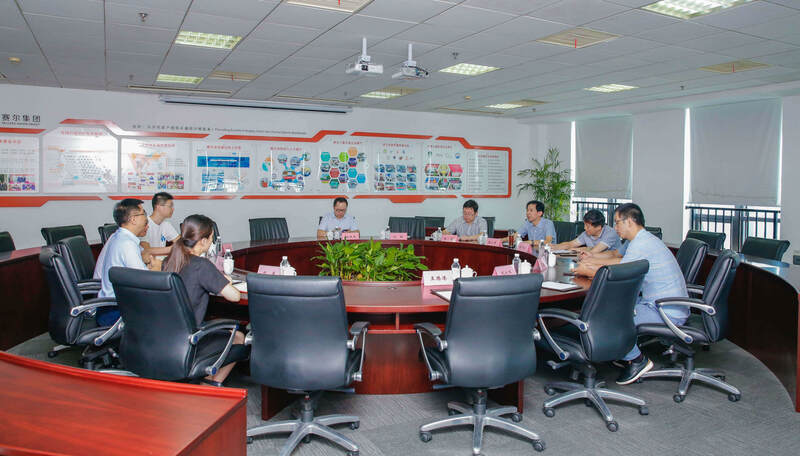 江西九江市副市长一行来到赛尔集团调研