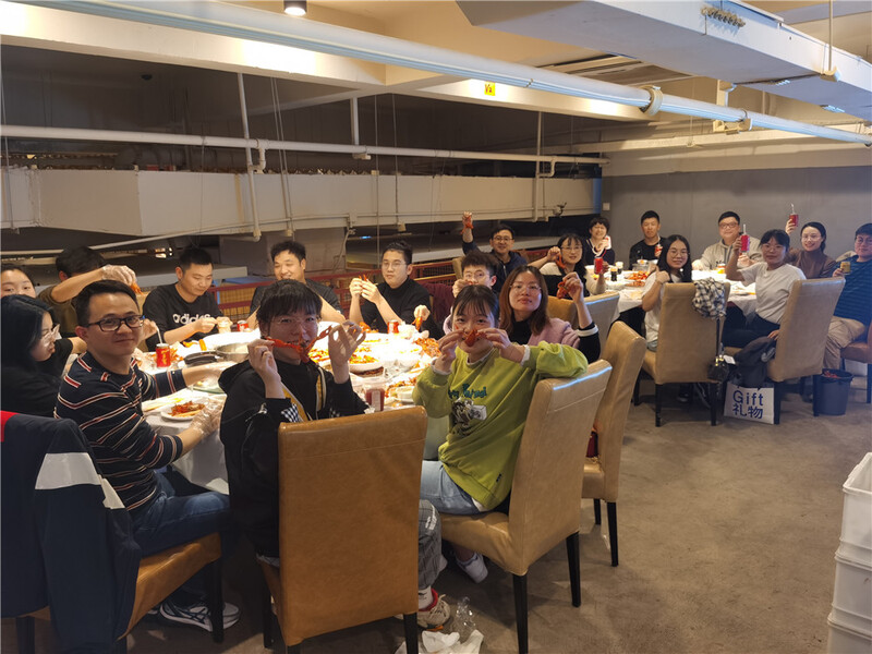 春意盎然百花香 绿时齐心冲牛年