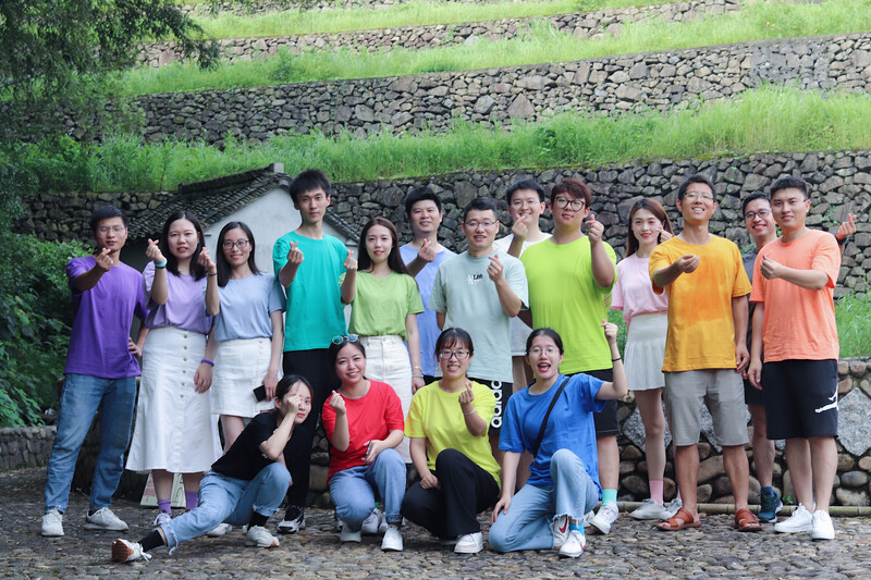 优远欧美部的彩虹露营