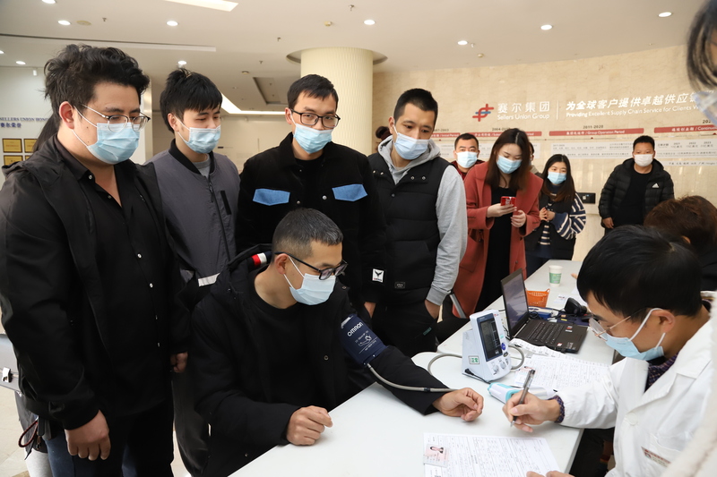 爱心献血，传递冬日温暖