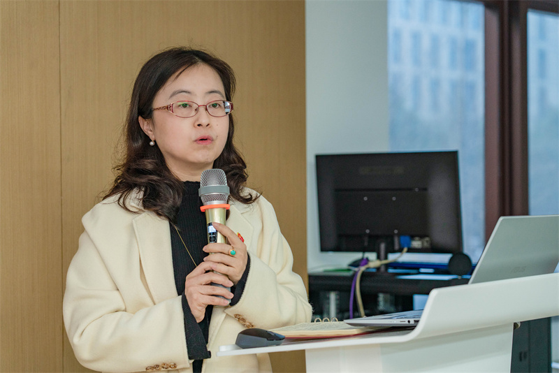 集团党支部召开2021年度党员民主评议及表彰大会